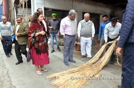 Jute bag shortage issue; Food supply minister meets representatives of IJMA at Kolkatta -Photo courtesy-Internet