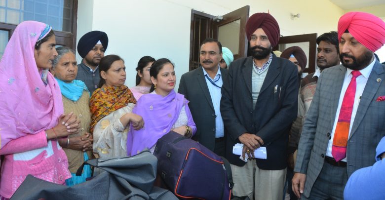 ਮਲੋਟ ਵਿਖੇ ਪੰਜਾਬ ਰਾਜ ਦਿਹਾਤੀ ਆਜੀਵਿਕਾ ਮਿਸ਼ਨ ਵੱਲੋਂ ਕਰਵਾਇਆ ਗਿਆ ਆਜੀਵਿਕਾ ਲੋਨ ਮੇਲਾ
