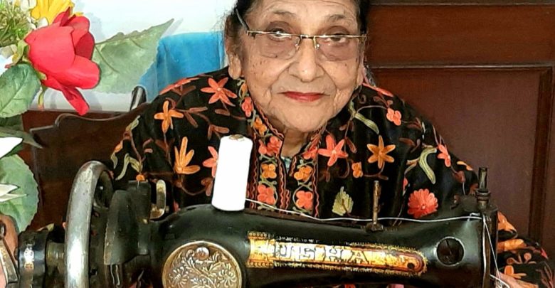 Octogenarian; mother of a renowned heart surgeon on mission to stitch masks for poor