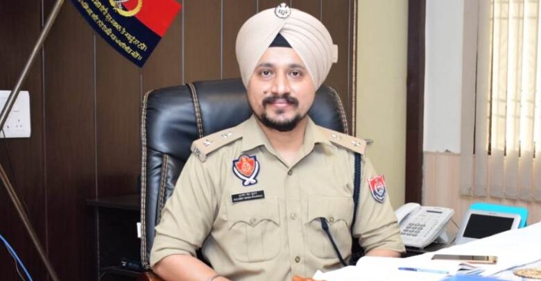 Pathankot police pay homage to police martyrs –Gulneet Singh Khurana
