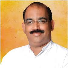 Punjab BJP president Ashwani Sharma said today that farmers should take recourse to talks and discussions to resolve their issues and should avoid holding protest demonstrations. In a statement Sharma said the Centre had already fixed Dec.3 for the next round of talks with farmer leaders and he hoped that there would be a positive outcome after the talks. He cautioned farmers that under the cover of their protest subversive and disruptive elements might indulge in disturbing peace in the state. He said farmers should not allow themselves to be played in the hands of disruptive elements. He welcomed the farmers' decision to allow running of trains in Punjab and hoped that with dialogue they would help resolving all issues.