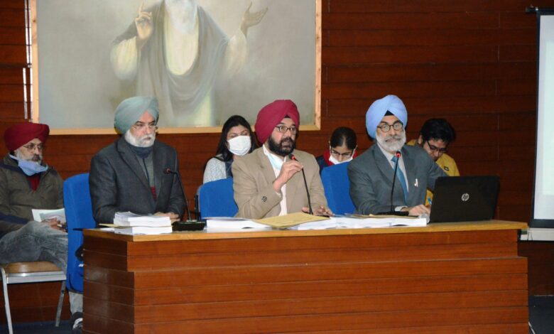 GNDU senate meeting held; members suggested further upliftment of the university