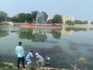 Dead fishes in Rajindra Lake; rejuvenation work completed-Administration